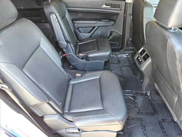 Photo of 2019 Tourmaline Blue Metallic Volkswagen Atlas