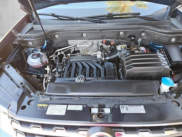 Photo of 2019 Tourmaline Blue Metallic Volkswagen Atlas
