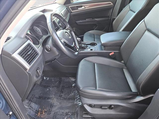 Photo of 2019 Tourmaline Blue Metallic Volkswagen Atlas