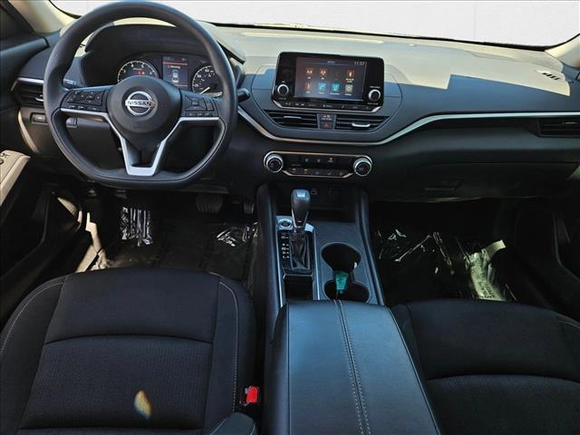 Photo of 2021 Gun Metallic Nissan Altima