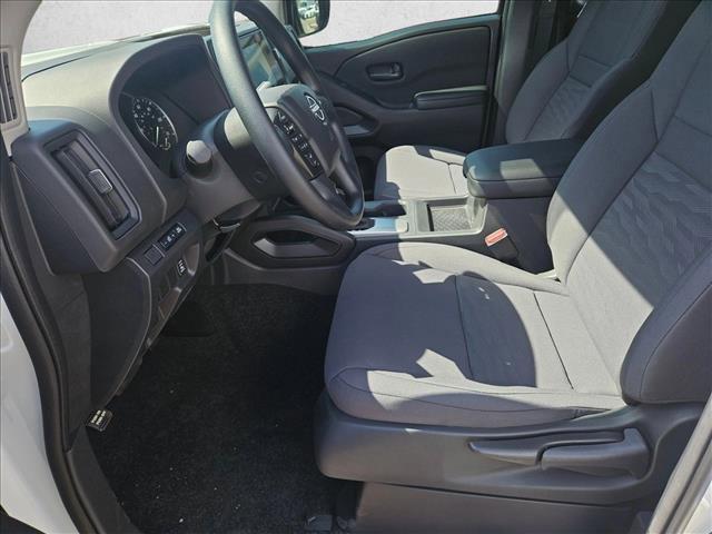 Photo of 2026 Glacier White Nissan Frontier