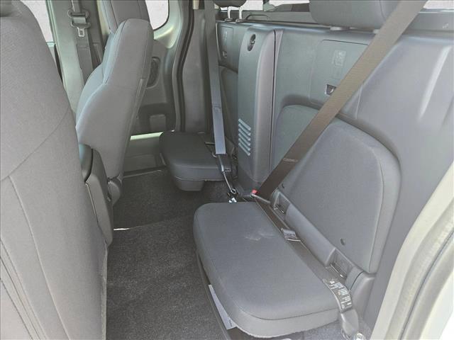 Photo of 2026 Glacier White Nissan Frontier