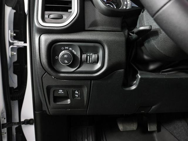 Photo of 2025 White RAM 1500