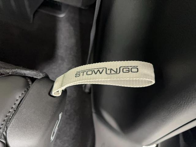 Photo of 2025 Gray Chrysler Pacifica