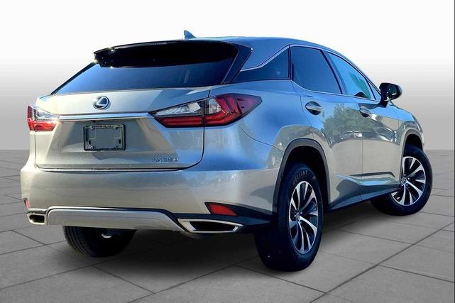 Photo of 2022 Atomic Silver Lexus RX 350