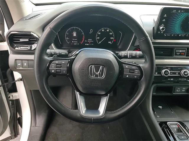 Photo of 2023 Platinum White Pearl Honda Pilot