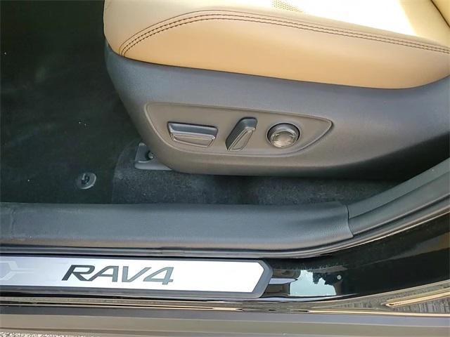 Photo of 2025 Midnight Black Metallic Toyota RAV4