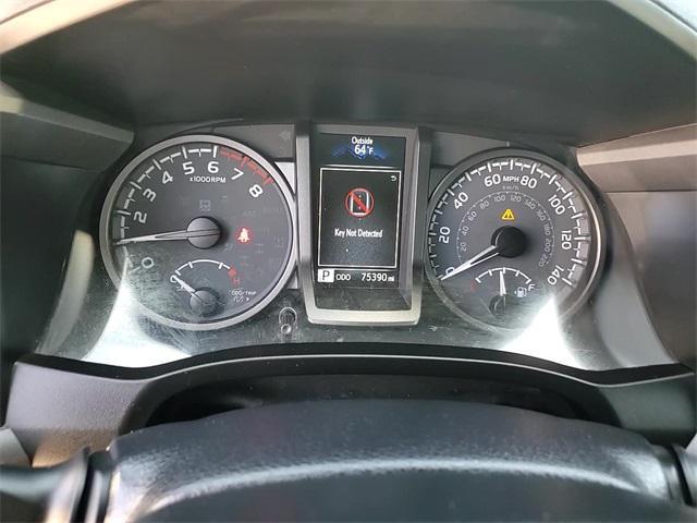 Photo of 2021 Super White Toyota Tacoma
