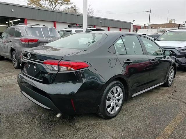 Photo of 2022 Black Sand Pearl Toyota Corolla