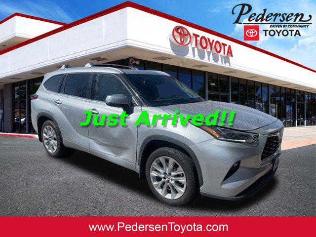 2022 Toyota Highlander Hybrid