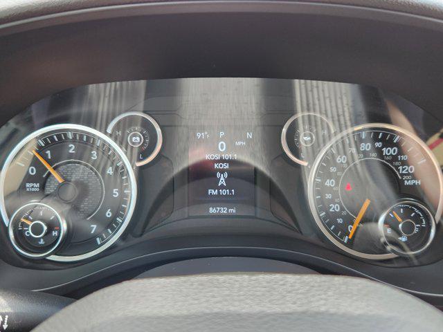 Photo of 2020 Diamond Black Crystal Pearlcoat RAM 1500