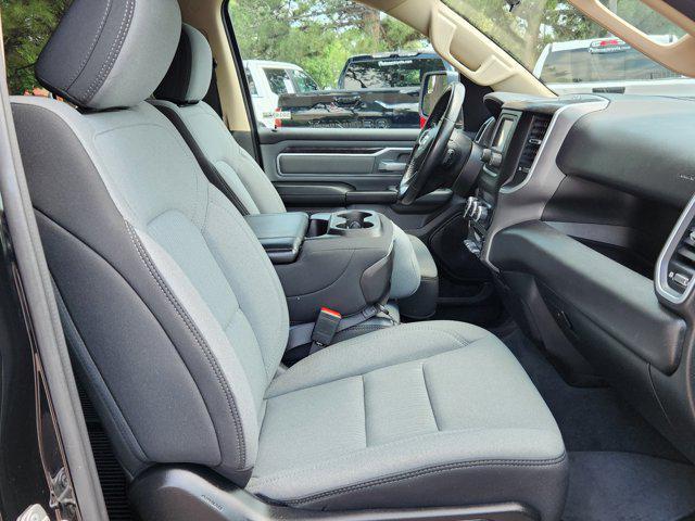 Photo of 2020 Diamond Black Crystal Pearlcoat RAM 1500