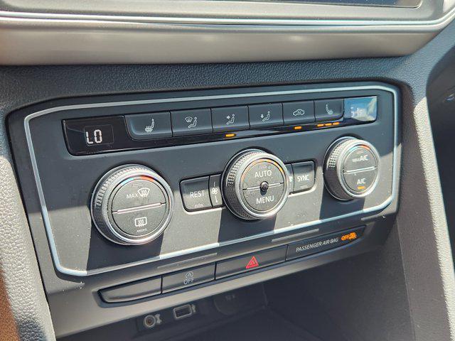 Photo of 2019 Fortana Red Metallic Volkswagen Atlas