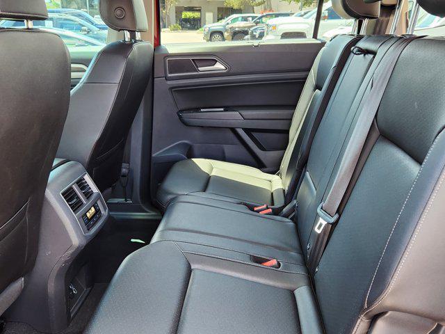 Photo of 2019 Fortana Red Metallic Volkswagen Atlas