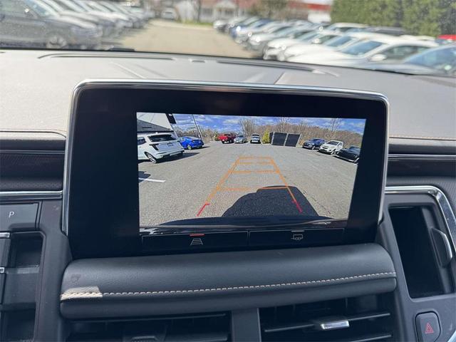 Photo of 2022 Midnight Blue Metallic GMC Yukon XL