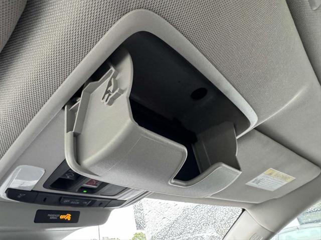 Photo of 2023 Lunar Silver Metallic Honda Accord