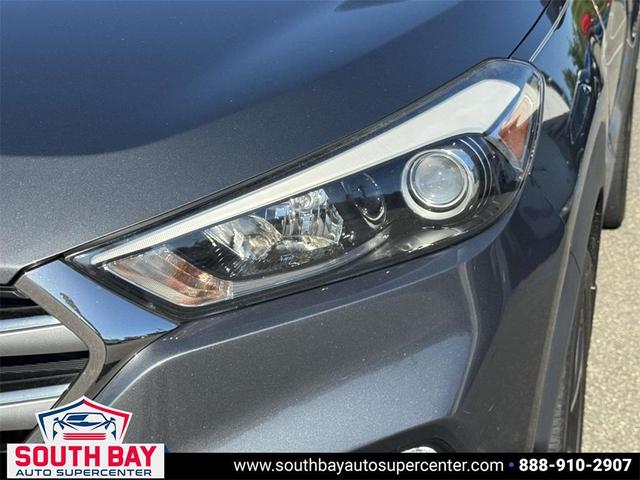 Photo of 2018 Coliseum Gray Hyundai TUCSON