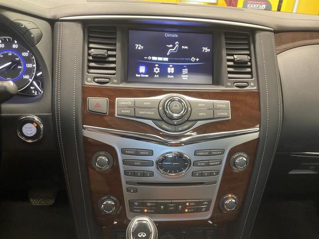 Photo of 2019 Moonstone White INFINITI QX80