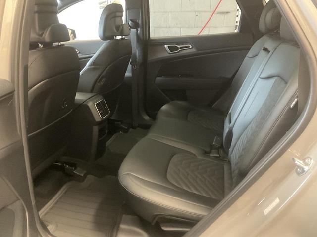 Photo of 2026 Wolf Gray Kia Sportage