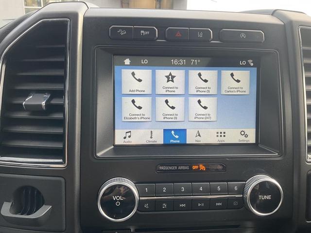 Photo of 2018 Shadow Black Ford Expedition