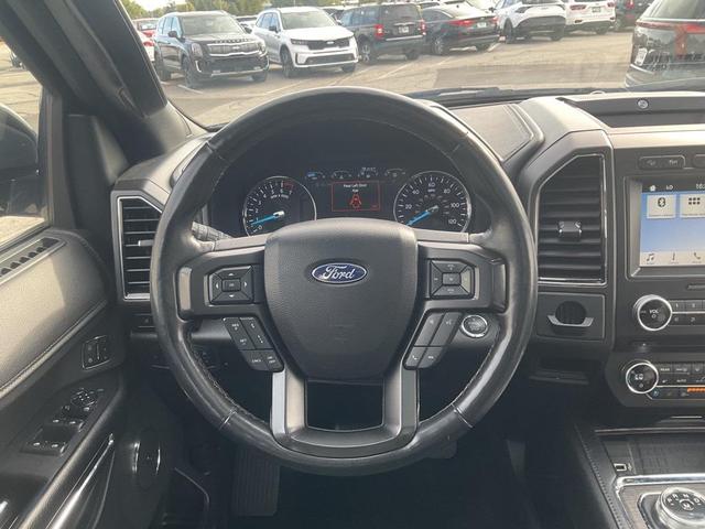 Photo of 2018 Shadow Black Ford Expedition