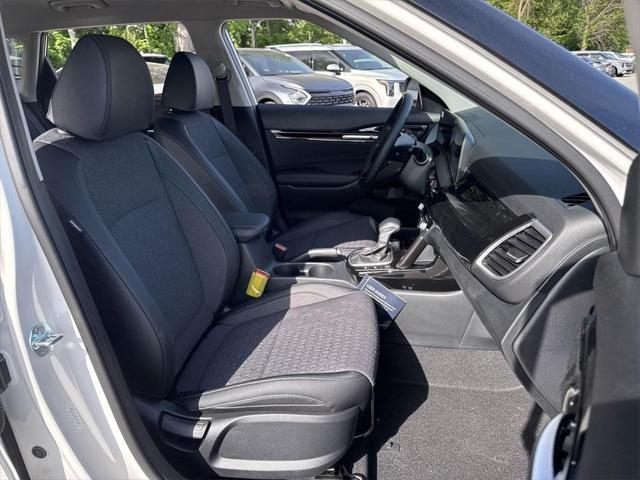 Photo of 2025 Snow White Pearl Kia Seltos