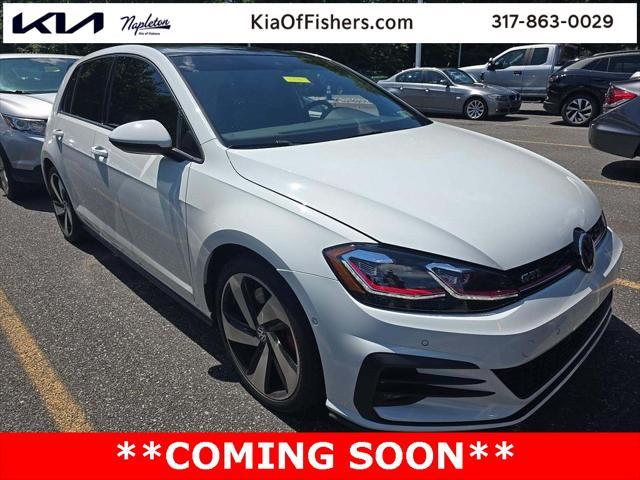 Photo of 2018 Pure White Volkswagen Golf GTI