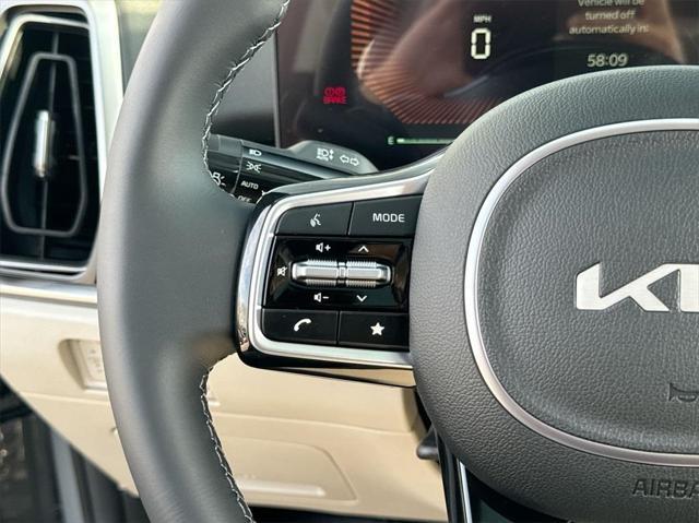 Photo of 2025 Wolf Gray Kia Sorento