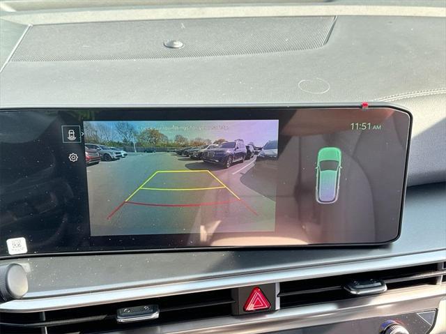Photo of 2025 Wolf Gray Kia Sorento