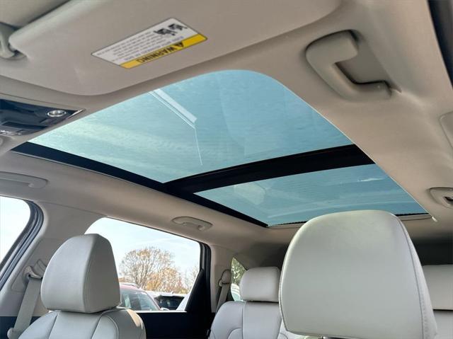 Photo of 2025 Wolf Gray Kia Sorento