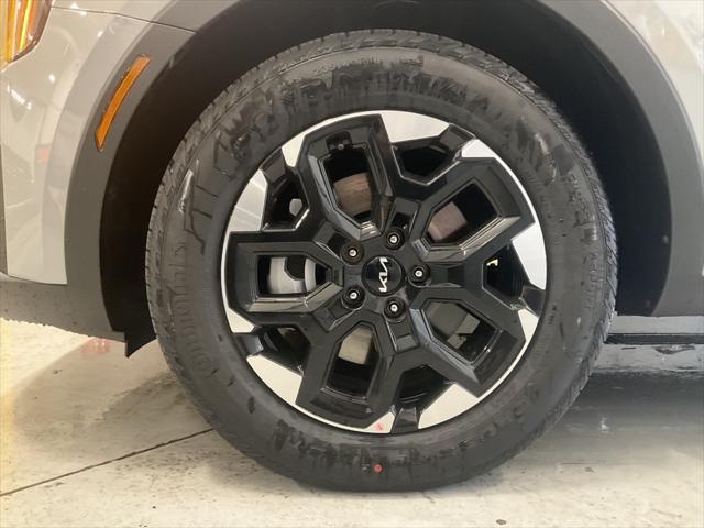 Photo of 2025 Wolf Gray Kia Sorento
