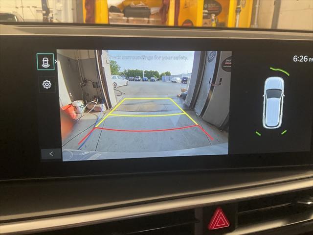 Photo of 2025 Wolf Gray Kia Sorento