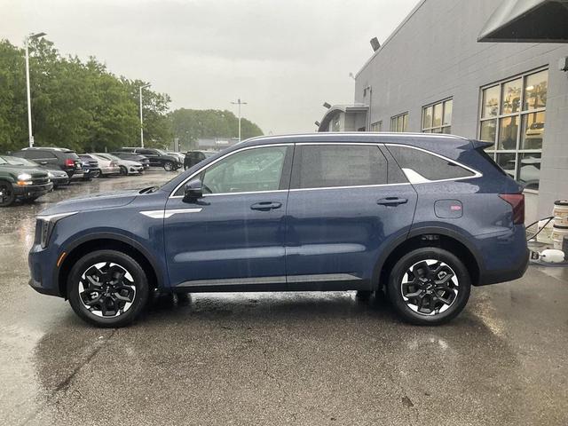 Photo of 2025 Midnight Lake Blue Kia Sorento