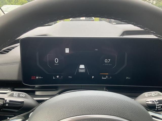 Photo of 2026 Ivory Silver Kia Carnival