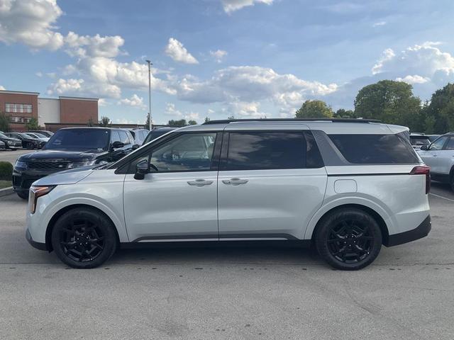 Photo of 2026 Ivory Silver Kia Carnival