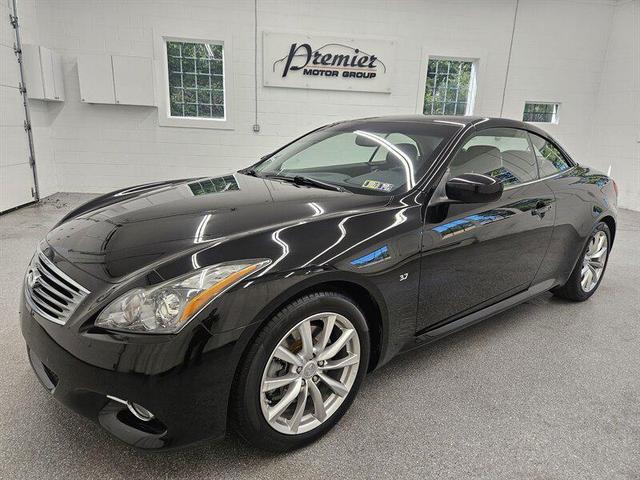 Photo of 2014 Black Obsidian INFINITI Q60