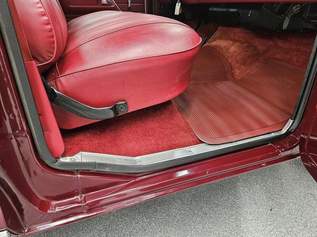 Photo of 1978 Burgundy Ford F-150