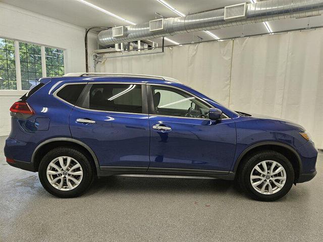 Photo of 2020 Caspian Blue Metallic Nissan Rogue