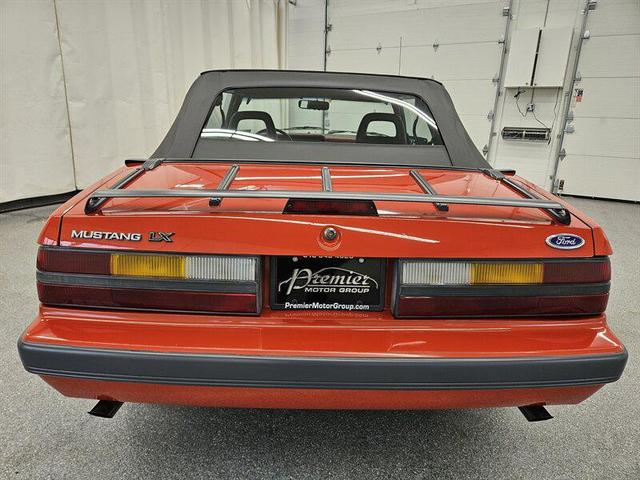 Photo of 1986 Red Ford Mustang