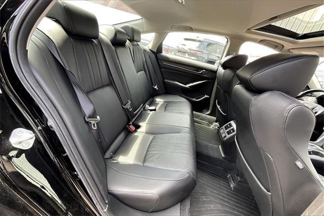 Photo of 2021 Crystal Black Pearl Honda Accord Hybrid