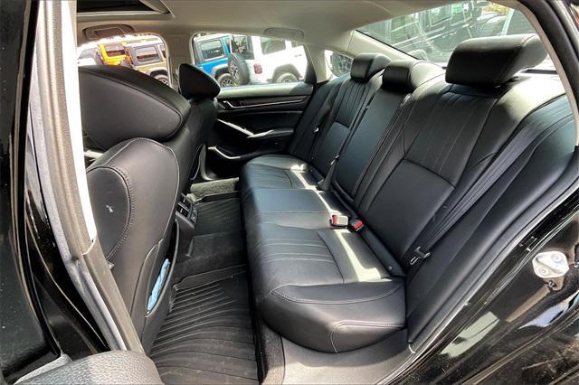 Photo of 2021 Crystal Black Pearl Honda Accord Hybrid