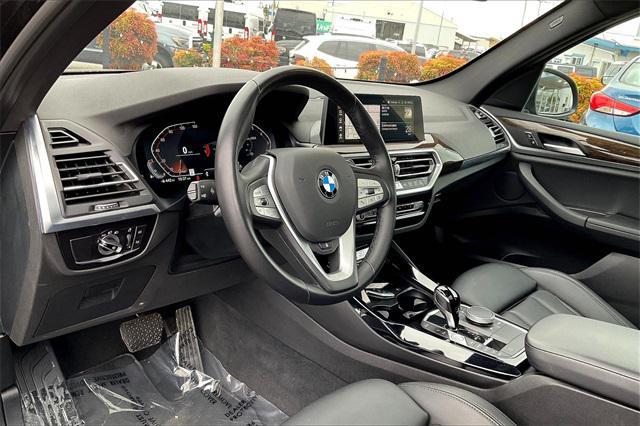 Photo of 2023 Jet Black BMW X3
