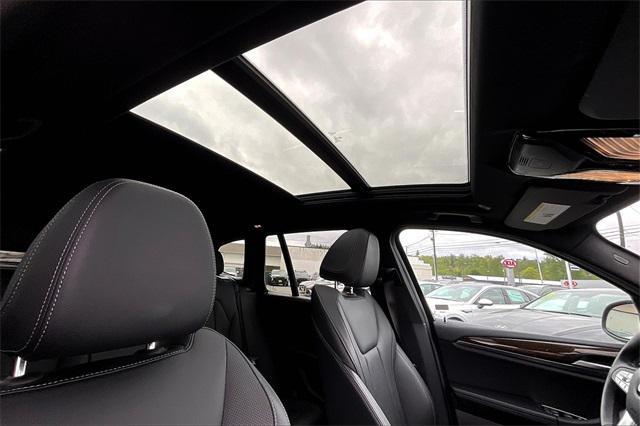 Photo of 2023 Jet Black BMW X3