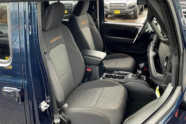 Photo of 2025 Fathom Blue Pearlcoat Jeep Gladiator