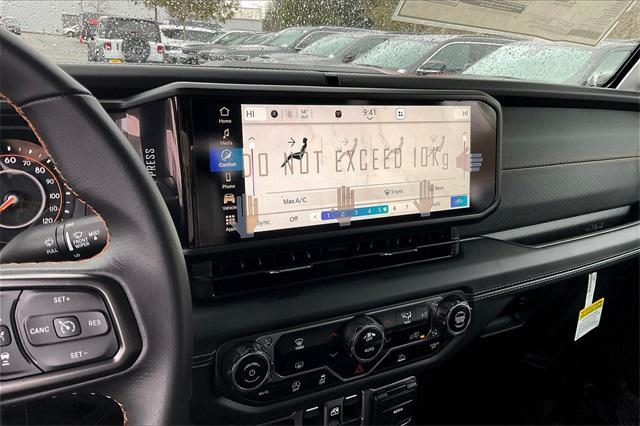 Photo of 2025 Fathom Blue Pearlcoat Jeep Gladiator