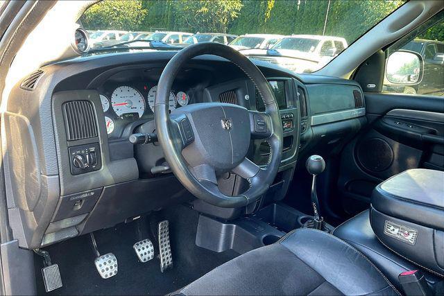 Photo of 2004 Black Clearcoat Dodge Ram 1500