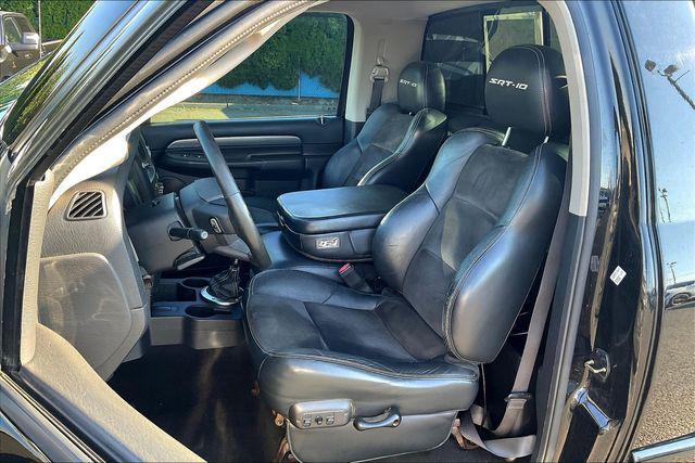 Photo of 2004 Black Clearcoat Dodge Ram 1500