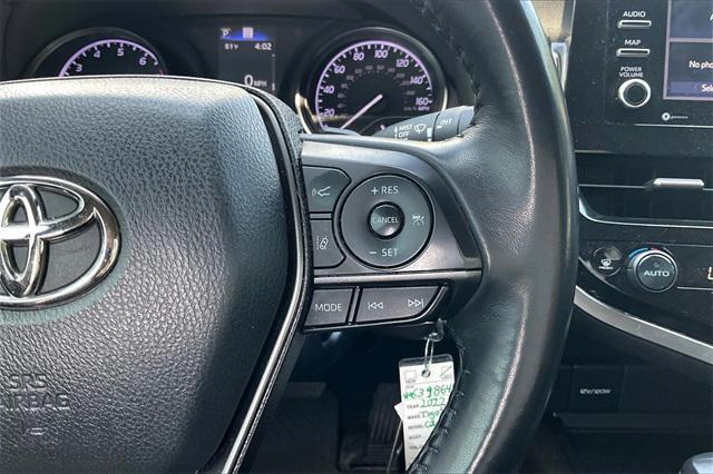 Photo of 2022 Midnight Black Metallic Toyota Camry