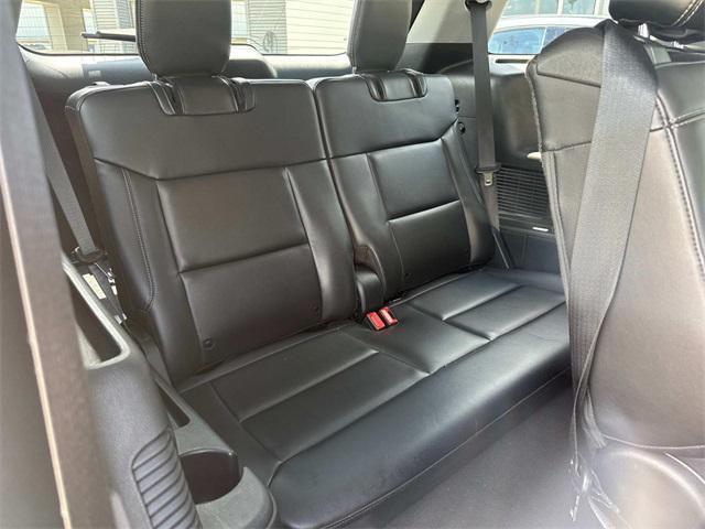 Photo of 2023 White Ford Explorer