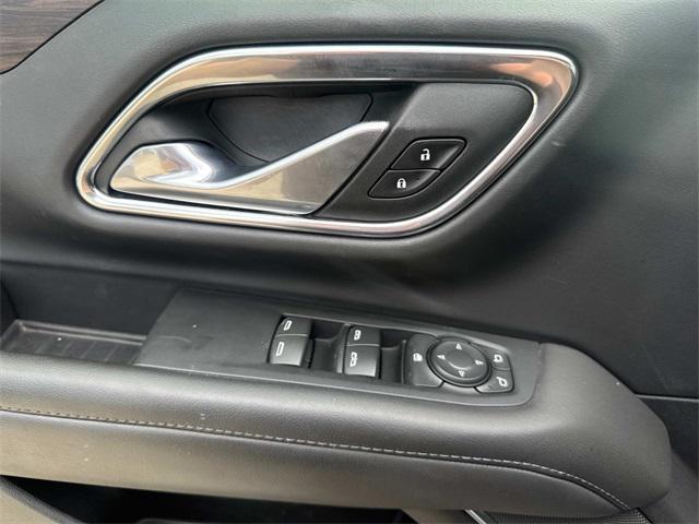 Photo of 2023 Summit White Chevrolet Tahoe